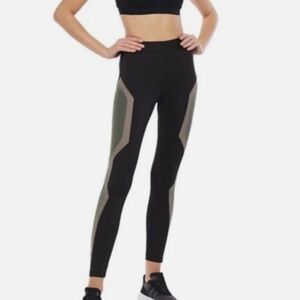 NWT Koral Green & Black Mesh Compression Leggings Size S